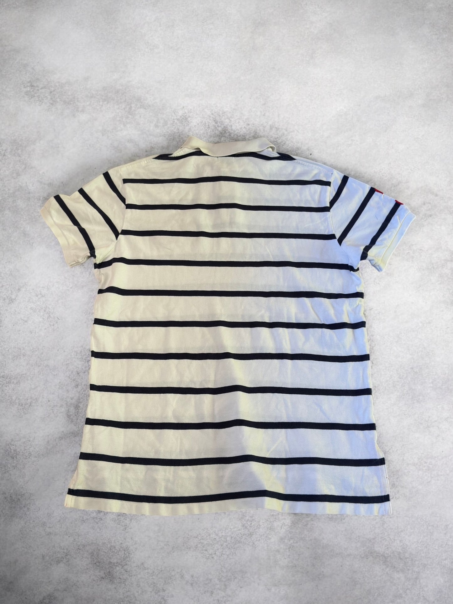 Ralph Lauren Polo (L)