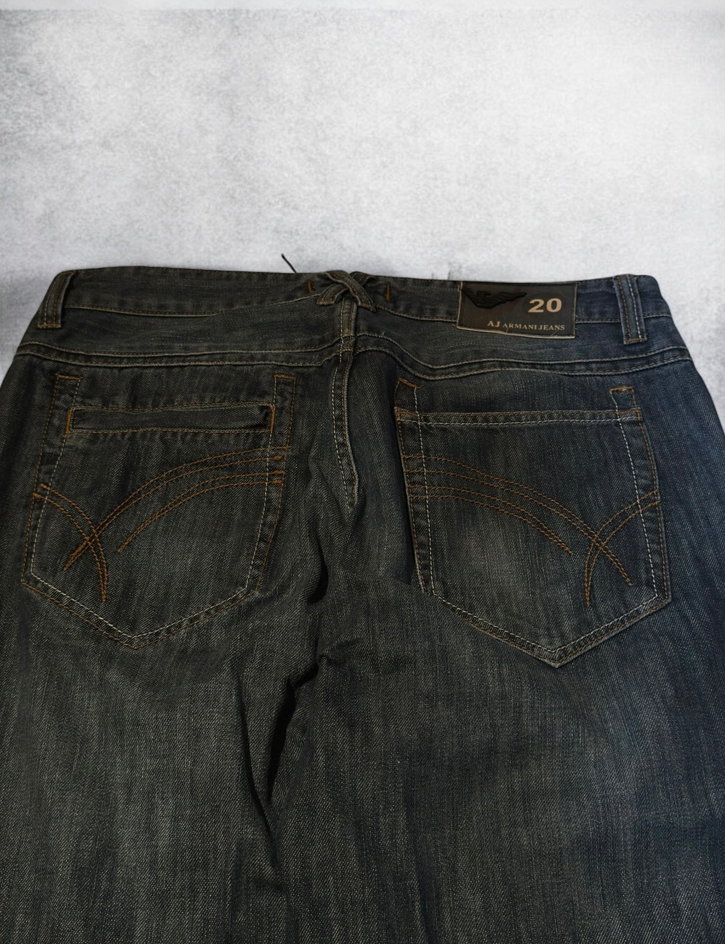 Armani Jeans (L)