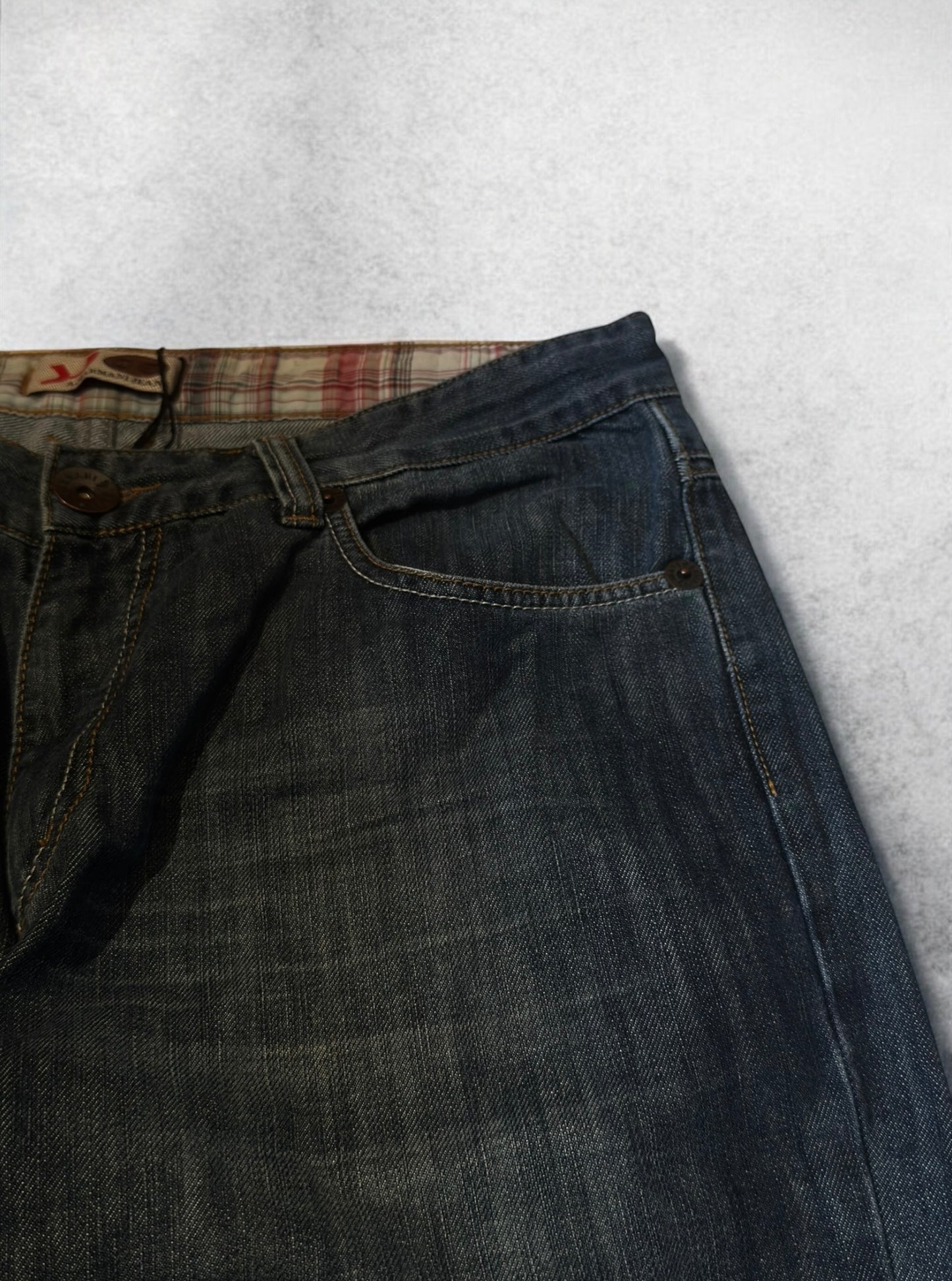 Armani Jeans (L)