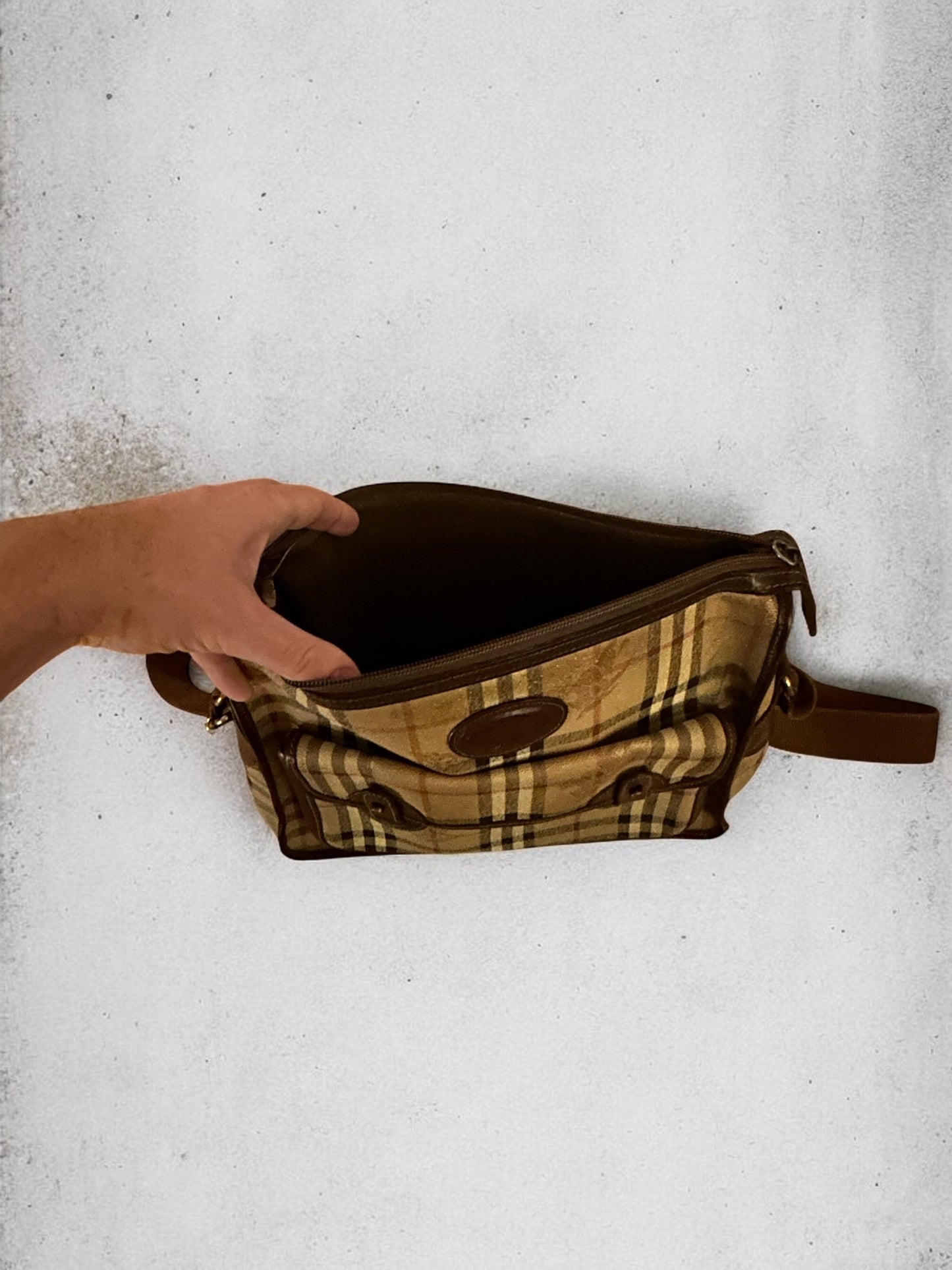 Burberry Bag -