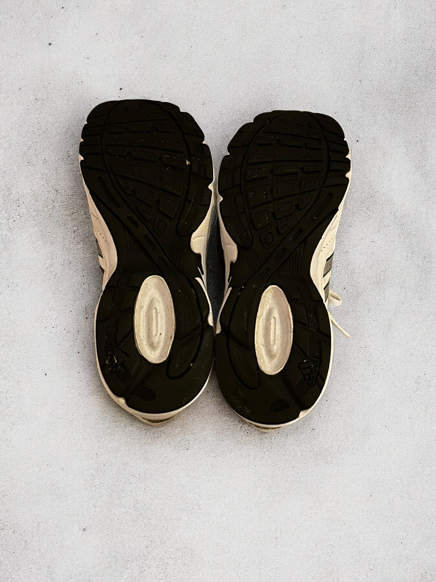 Adidas Sneakers (45)