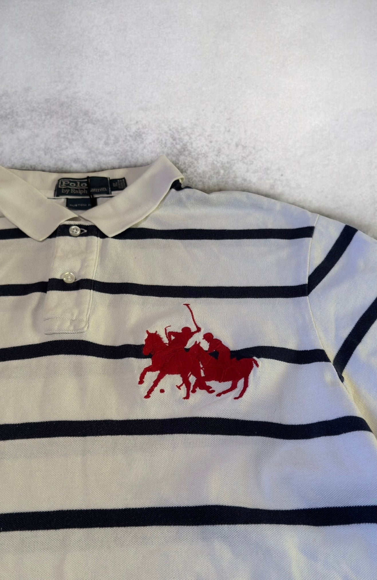 Ralph Lauren Polo (L)