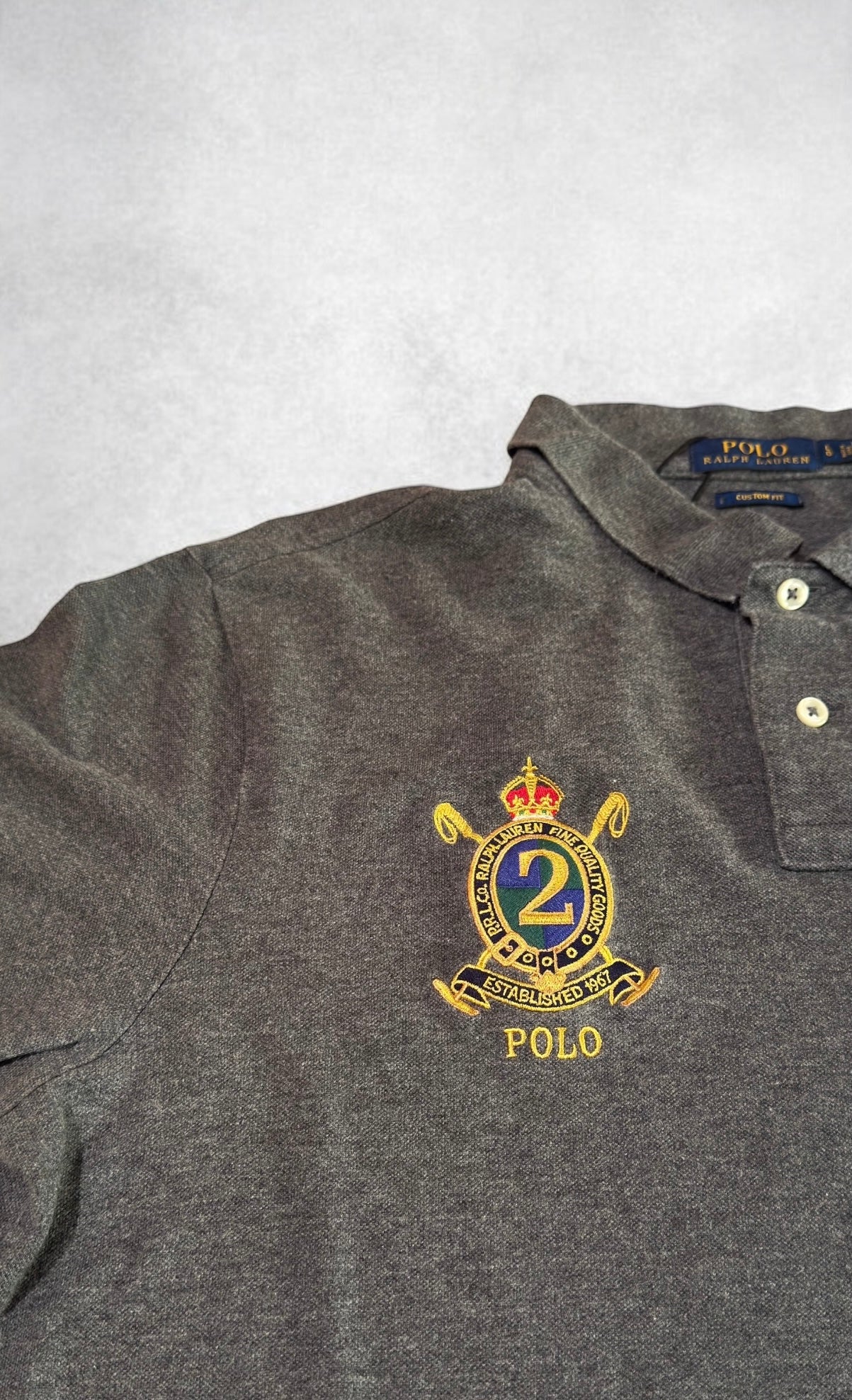 Ralph Lauren Polo (L)