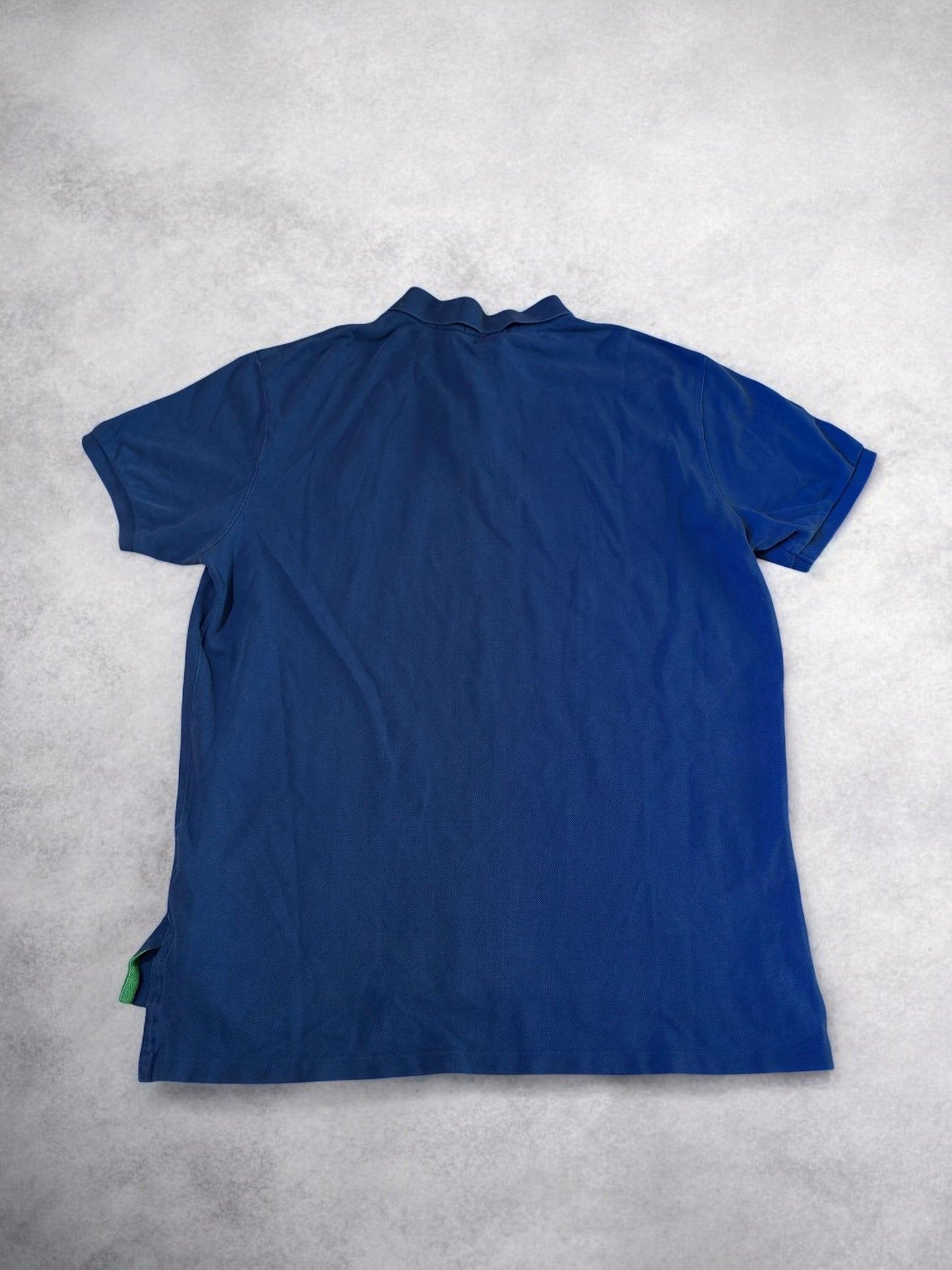 Ralph Lauren Polo (L)