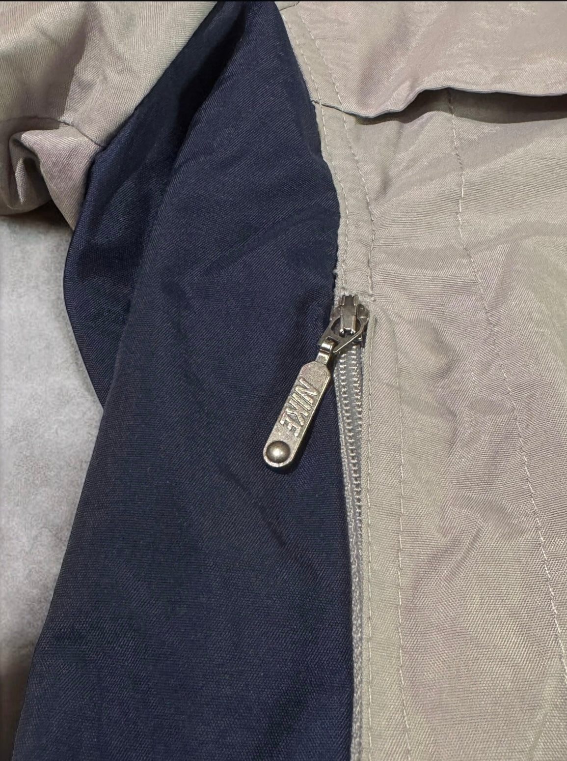 Nike Windbreaker (M)