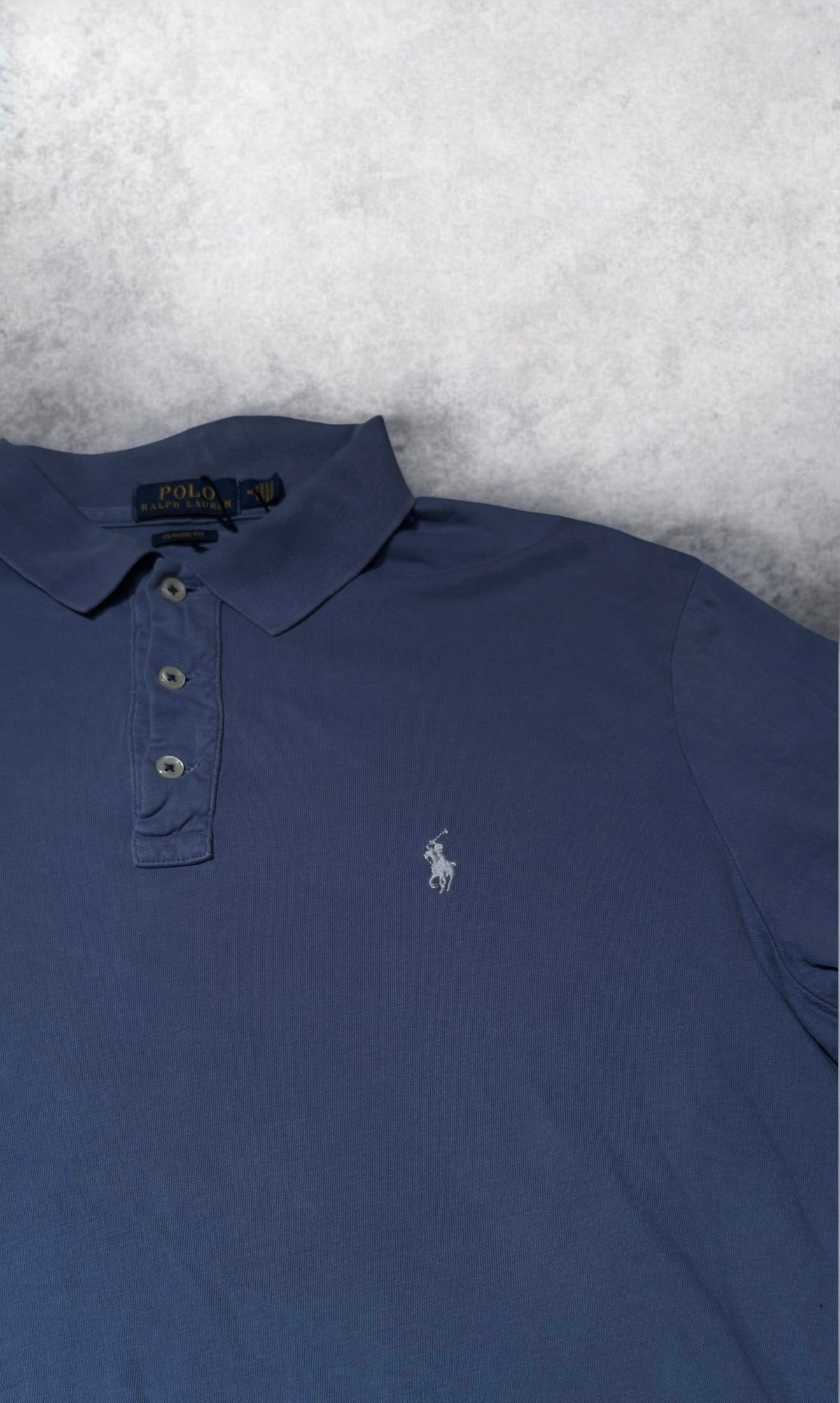 Ralph Lauren Polo (L)