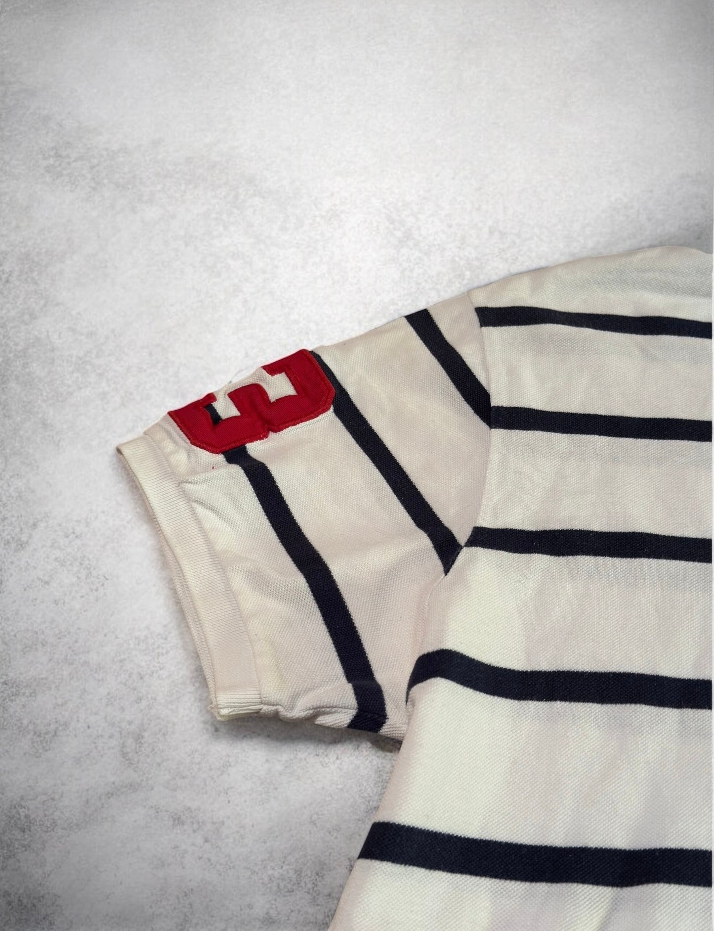 Ralph Lauren Polo (L)