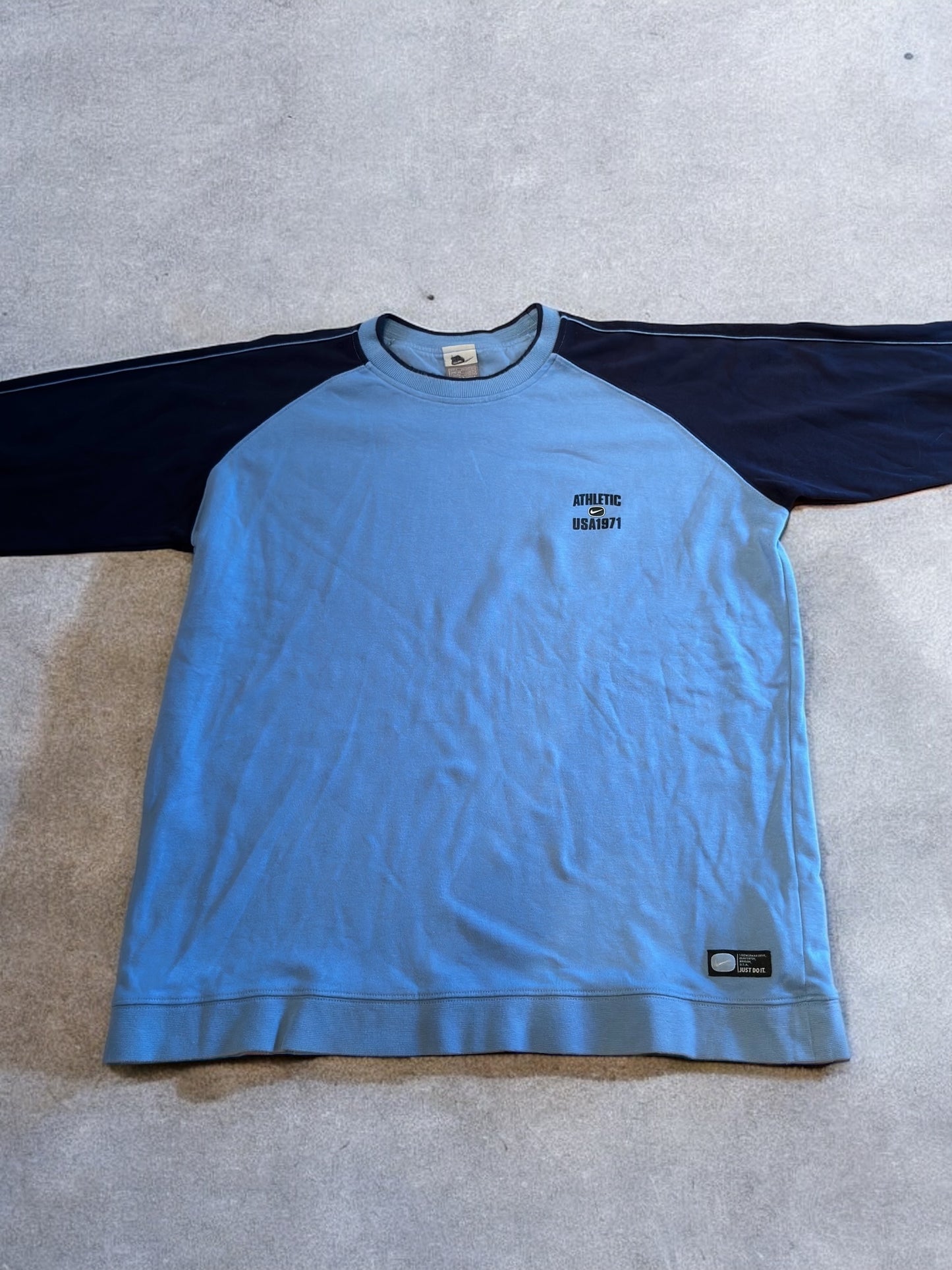 Nike Sweater (XL)