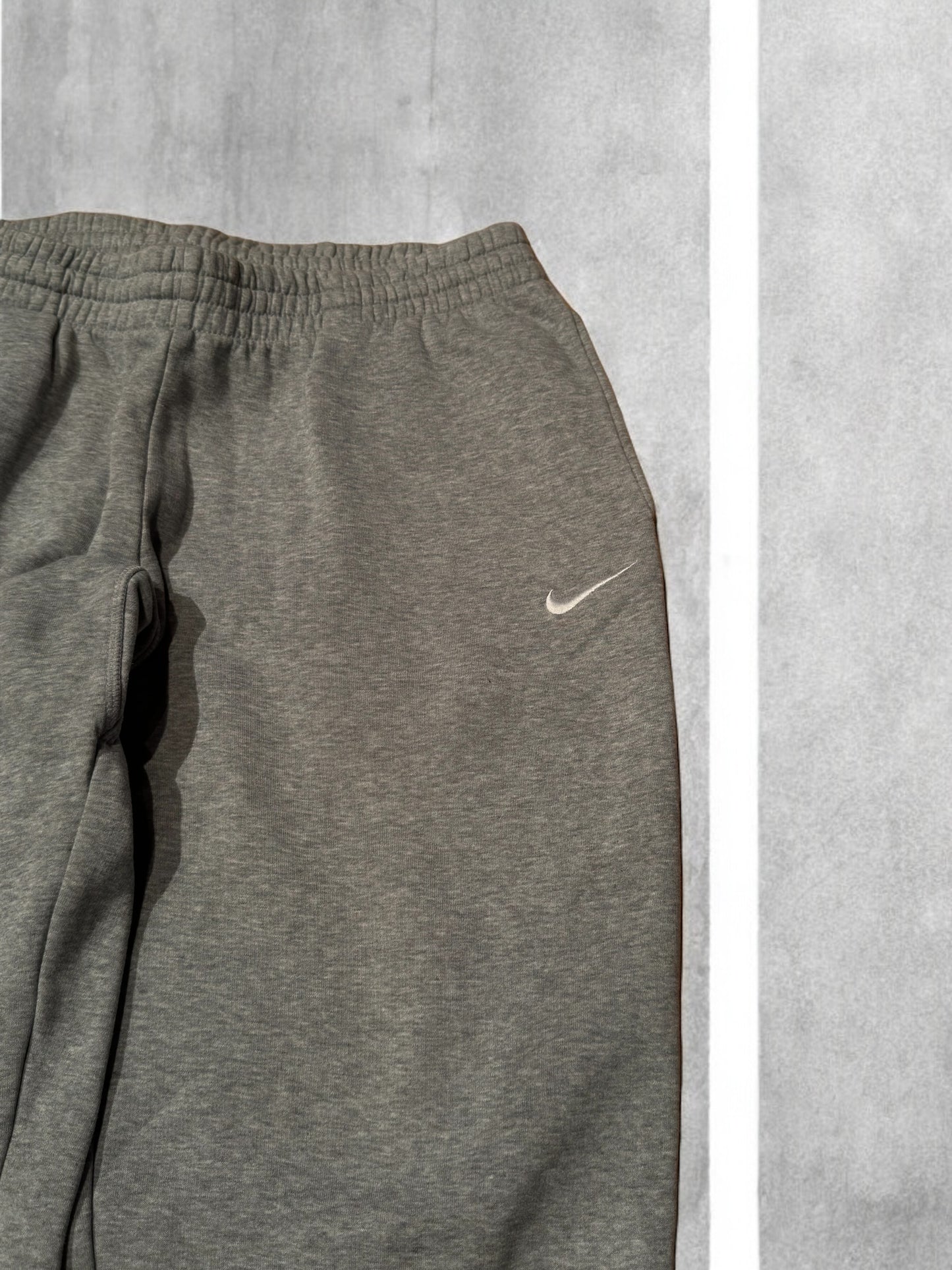 Nike Sweatpants (L)