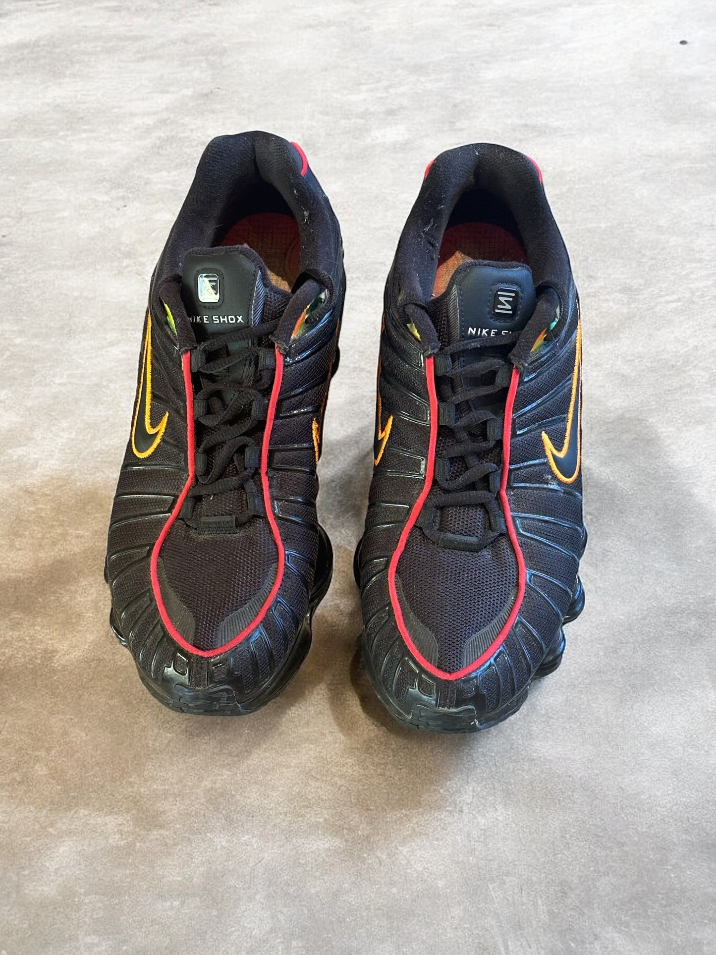 Nike Shox Volcano (45)