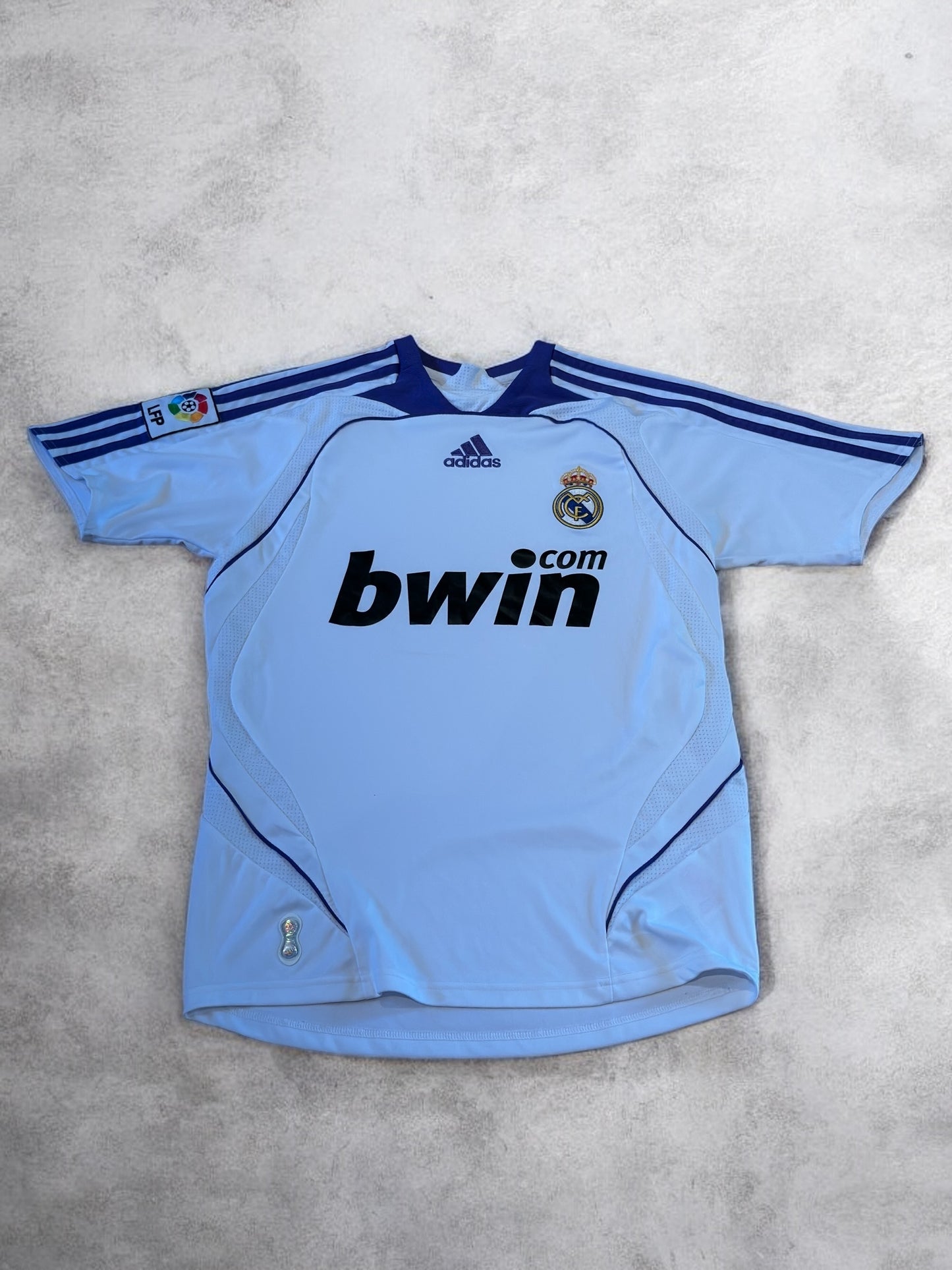 Adidas Real Madrid Jersey (M)