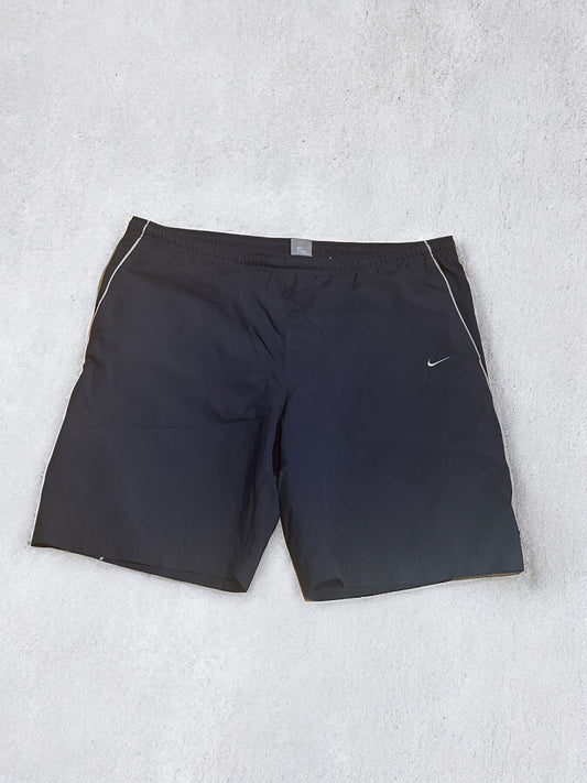 Nike Shorts (XL)